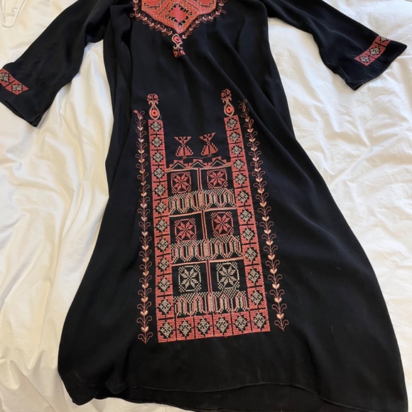 New Palestinian Thobe - Picture 7 of 8